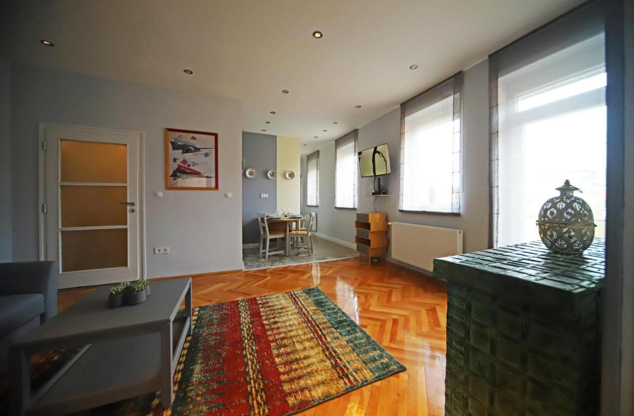 Apartament Denis Apartman Eger Zewnętrze zdjęcie